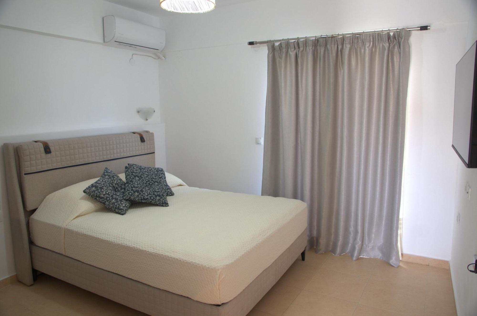 Corafili Appartement *